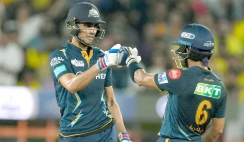 IPL 2023 ફાઇનલ: ગુજરાત ટાઇટન્સે સહા અને સુદર્શનની મદદથી ચેન્નાઇ સુપર કિંગ્સ સામે 214/4 રનનો પ્રચંડ સ્કોર નોંધાવ્યો