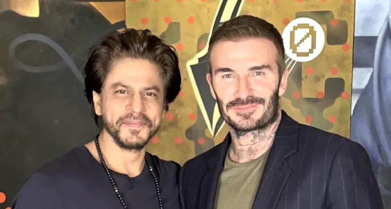 શાહરૂખ ખાન અને ડેવિડ બેકહામનું મન્નત પર રાત્રિભોજનએ સોશિયલ મીડિયામાં તોફાન મચાવ્યું 