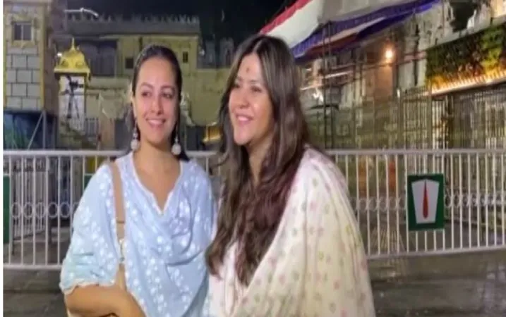 એકતા કપૂર અને અનિતા હસનંદાનીએ તિરુમાલા મંદિરની મુલાકાત લીધી