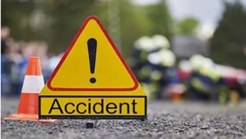 રાજૌરી ગાર્ડનમાં DTC બસ પોલ સાથે અથડાતા 18 ઘાયલ