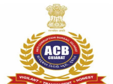 નિવૃત્ત IAS અધિકારી લાંગા અને પુત્ર સામે ACB ફરિયાદ દાખલ