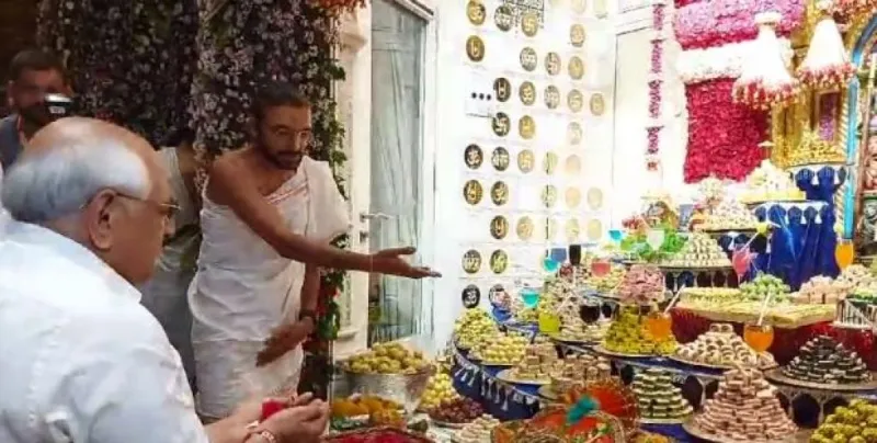 Hanuman Jayanti 2024: સીએમ ભૂપેન્દ્ર પટેલે સાળંગપુર મંદિરમાં આરતી ઉતારી