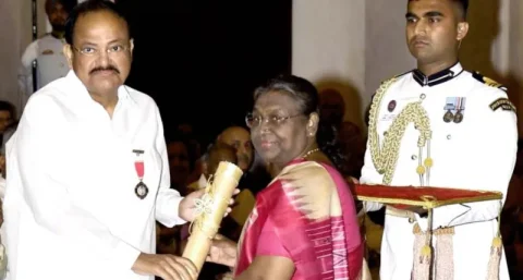 રાષ્ટ્રપતિ મુર્મુ દ્વારા પદ્મ પુરસ્કારોથી સન્માનિત પ્રતિષ્ઠિત હસ્તીઓ