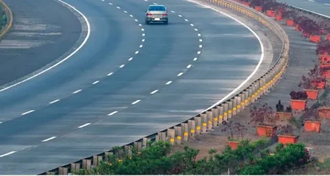  હાઇવે પર ટ્રાફિકને સરળ બનાવવા માટે વડોદરાને મળશે  નવો રિંગ રોડ 