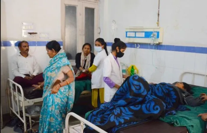 રાજકોટ : જસદણમાં ફૂડ પોઈઝનિંગના કારણે 400થી વધુ હોસ્પિટલમાં દાખલ