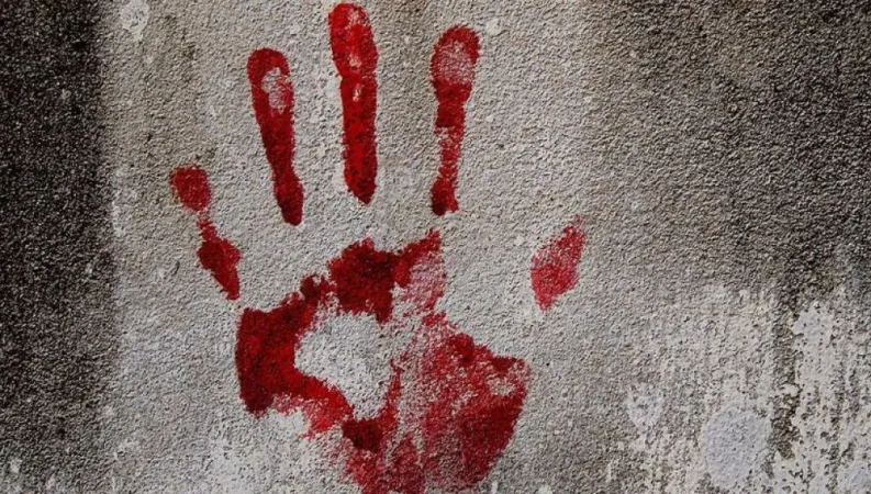 સાબરકાંઠામાં  નિવૃત પોલીસકર્મી અને તેની પત્નીની તેમના જ ઘરમાં હત્યા