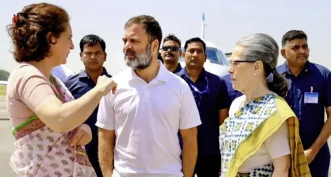 રાહુલ ગાંધીના નામાંકનનો વિવાદ અને કોંગ્રેસની નેતૃત્વની રાયબરેલીમાં પ્રાર્થના 