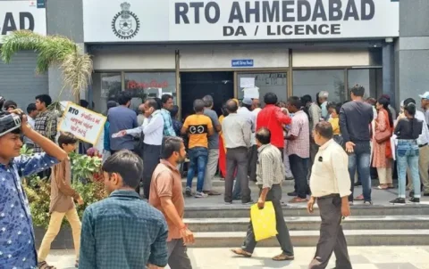 Ahmedabad:  અમદાવાદ સહિત સમગ્ર ગુજરાતમાં આરટીઓ સર્વર  વિક્ષેપિત,  અરજદારો હતાશ