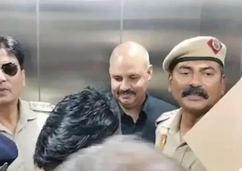તીસ હજારી કોર્ટે સ્વાતિ માલીવાલ હુમલા કેસમાં બિભવ કુમારની જામીન અરજી ફગાવી 