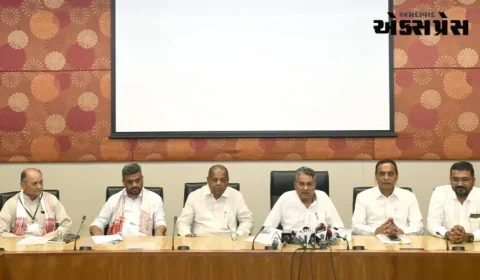 ગાંધીનગર ખાતે કૃષિ મંત્રી શ્રી રાઘવજી પટેલના અધ્યક્ષસ્થાને મળી રાજ્ય કૃષિ ભાવપંચની બેઠક