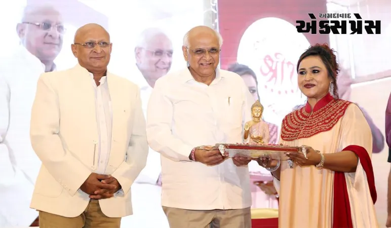 શ્રી સવા ફાઉન્ડેશન દ્વારા આયોજિત "ધ રીયલ હીરોઝ" એવોર્ડ સમારોહમાં મુખ્યમંત્રી ભૂપેન્દ્ર પટેલની પ્રેરક ઉપસ્થિતિ