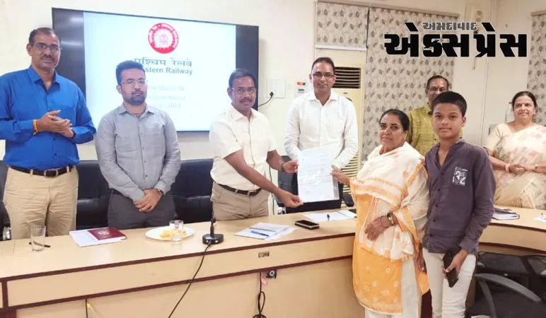 મંડળ રેલ પ્રબંધક વડોદરા મંડળમાં પેન્શન અદાલતનું સફળ આયોજન