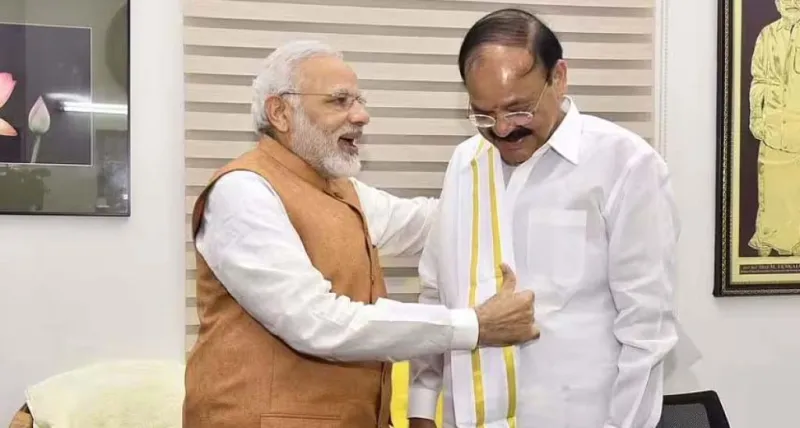 પીએમ મોદી વેંકૈયા નાયડુને મળ્યા: કટોકટી અને ભારતના ભવિષ્ય પર પ્રતિબિંબ