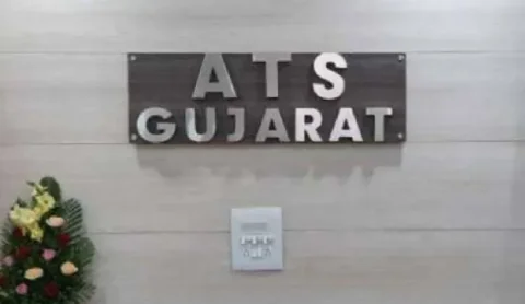 સુરતના પલસાણામાંથી ₹4.5 કરોડની કિંમતનું ડ્રગ કેમિકલ ઝડપાયું