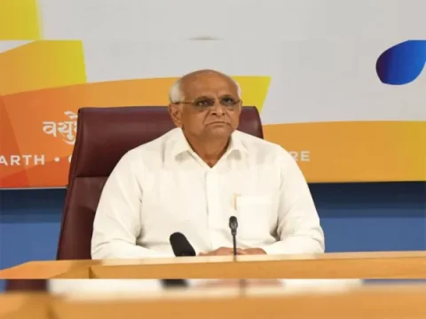 મુખ્યમંત્રી ભૂપેન્દ્ર પટેલે વધતા મૃત્યુઆંક વચ્ચે ચાંદીપુરા વાયરસની સ્થિતિની સમીક્ષા કરી