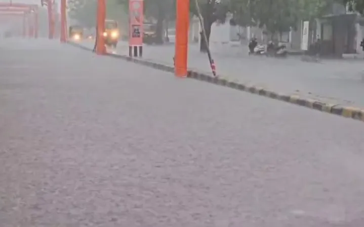 ગુજરાત: ભારે વરસાદના કારણે પોરબંદરમાં પાણી ભરાયા