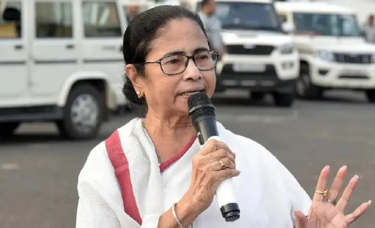 CM મમતા બેનર્જીએ નીતિ આયોગની બેઠક છોડી, કેન્દ્ર પર વિપક્ષનું અપમાન કરવાનો આરોપ લગાવ્યો