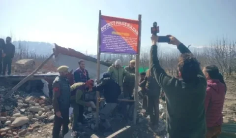 Jammu and Kashmir : કુલગામ પોલીસે UAPA હેઠળ આતંકવાદીઓ દ્વારા ઉપયોગમાં લેવાતી મિલકત જપ્ત કરી,
