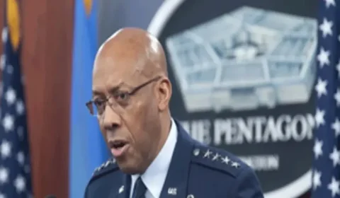 રાષ્ટ્રપતિ ડોનાલ્ડ ટ્રમ્પે એરફોર્સ જનરલ ચાર્લ્સ સીક્યુ બ્રાઉનને હટાવ્યા