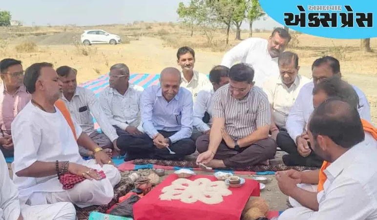 સાવરકુંડલા ગ્રામ્ય વિસ્તારોમા રુ.૧.૩૭ કરોડના વિકાસકાર્યોનું ભૂમિપૂજન કરતાં ધારાસભ્ય મહેશ કસવાલા