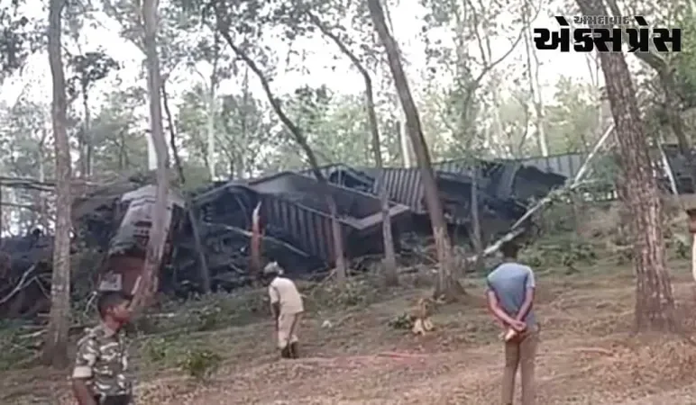 ઝારખંડ: સાહિબગંજમાં બે માલગાડીઓ અથડાઈ, એન્જિન ફાટી ગયું, બે લોકોના મોત