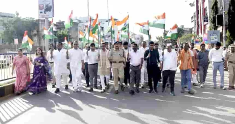 હાંડોદમાં હર ઘર તિરંગા યાત્રા: સ્વતંત્રતાનો રંગ અને સ્વચ્છતાને સંગ