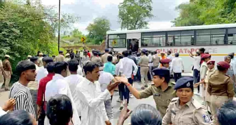 ડાંગમાં પાર-તાપી-નર્મદા પ્રોજેક્ટ વિરોધ ઉગ્ર બન્યો, પોલીસ સાથે તીવ્ર ઘર્ષણ