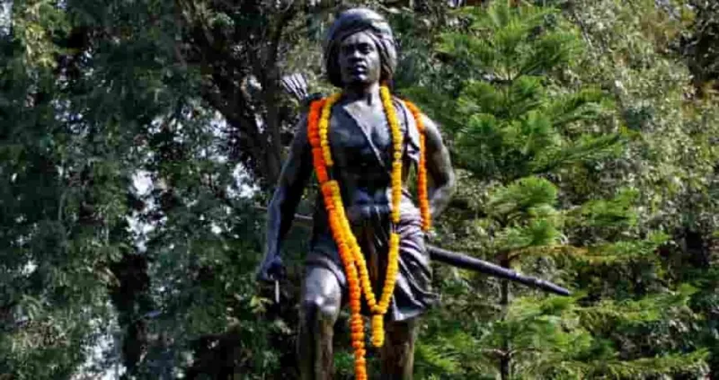 રિજિજુએ બિરસા મુંડા પ્રતિમાનું અનાવરણ કર્યું, RSSની આદિવાસીઓ સાથે જોડાણની પ્રશંસા 