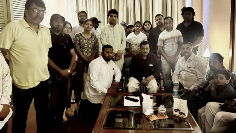 વડોદરામાં હરણી કાંડના પીડિતોની વેદના સાંભળી કેજરીવાલ થયા ભાવુક, ભાજપ સરકાર પર આકરા પ્રહાર!