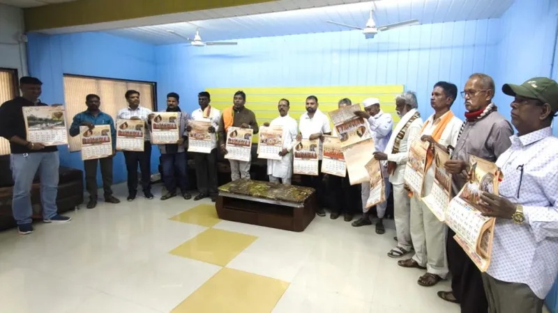 ડાંગના પાંચ આદિવાસી રાજવીઓના હસ્તે વર્ષ 2026 ના કેલેન્ડરનું વિમોચન, શબરીધામ અને ડાંગ દરબારનો ઈતિહાસ જીવંત થશે!