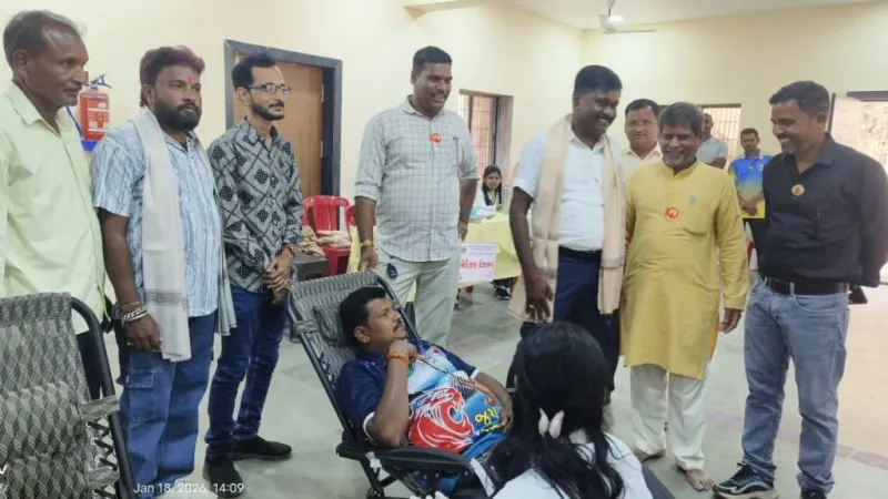 જુઓ: ડાંગમાં 'જીવનદાન મહાકુંભ'માં રક્તદાતાઓનો ભારે ઉત્સાહ, ધારાસભ્ય વિજયભાઈ પટેલની હાજરીમાં 439 યુનિટ લોહી એકત્ર!