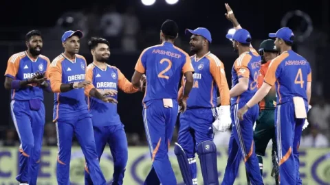 ટીમ ઈન્ડિયાનો પાકિસ્તાન પર દબદબો: 8-1 ના સ્કોર સાથે ભારત સુપર 8 માં