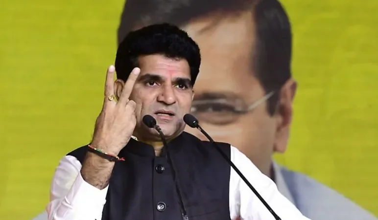 ઈસુદાન ગઢવીનો હુંકાર: ગુજરાતની 12,000 બેઠકો પર AAP મજબૂત ઉમેદવાર ઉતારશે 