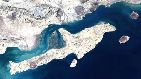 ઇરાનની અમેરિકાને ખુલ્લી ચેતવણી: "જો અમારા પાવર પ્લાન્ટ પર હુમલો થયો, તો આખા પ્રદેશની ઉર્જા વ્યવસ્થા તબાહ કરી દઈશું"