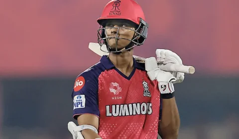 યશસ્વી જયસ્વાલે મુંબઈ સામે તોફાની બેટિંગ કરી