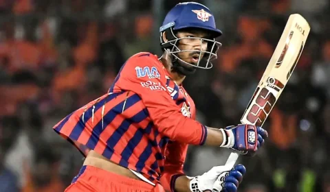 મુકુલ ચૌધરીની તોફાની બેટિંગ, લખનૌની કોલકાતા સામે રોમાંચક જીત