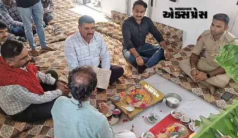 ચાણસ્મા હાઇવે પોલીસ ચોકી ખાતે સત્યનારાયણ ભગવાનની કથા યોજાઈ