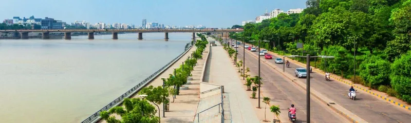અમદાવાદમાં સતત ત્રીજા દિવસે ગરમીનો પ્રકોપ: તાપમાન 42°C પર પહોંચ્યું