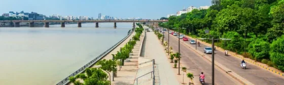 અમદાવાદમાં સતત ત્રીજા દિવસે ગરમીનો પ્રકોપ: તાપમાન 42°C પર પહોંચ્યું