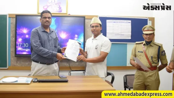 સુરત: DGP ડૉ. કે.એલ.એન. રાવની લાજપોર જેલની મુલાકાત, બોર્ડ પરીક્ષામાં સફળ કેદીઓનું કર્યું સન્માન