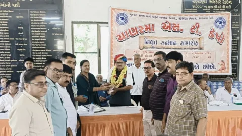 એસટી નિગમમાંથી વધુ એક રથચાલકની વિદાય: ચાણસ્મા ડેપોના ડ્રાઈવર દલસંગજી ઠાકોર નિવૃત્ત, ડેપો મેનેજરે આપી હાર્દિક વિદાય - Ahmedabad Express