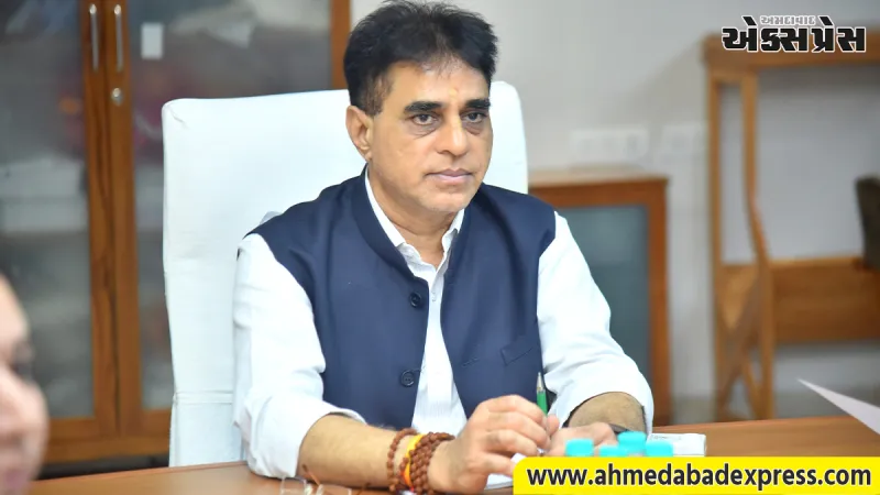 ગુજરાતમાં વરસાદી માહોલ: આરોગ્ય વિભાગ એલર્ટ, ૧૦૮ એમ્બ્યુલન્સ અને તમામ આરોગ્ય કેન્દ્રો સજ્જ