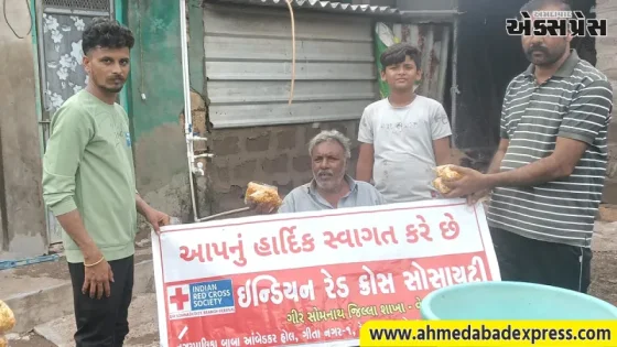 ભારે વરસાદથી પ્રભાવિત ઉના તાલુકામાં ગ્રામ્યવિસ્તારમાં ફૂડપેકેટ વિતરણ કરાયા