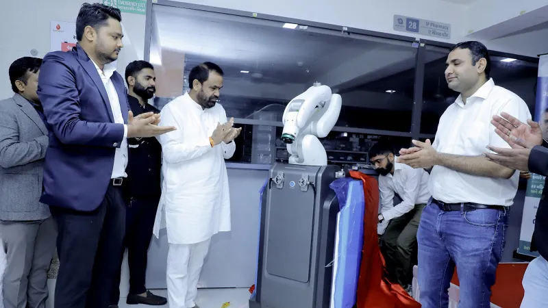 જૂનાગઢ અને ગીર સોમનાથ માટે ઐતિહાસિક ક્ષણ: આયુષ હોસ્પિટલમાં અત્યાધુનિક 'રોબોટિક ની જોઈન્ટ રિપ્લેસમેન્ટ' સુવિધાનો ભવ્ય પ્રારંભ