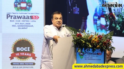 ગાંધીનગરમાં 'પ્રવાસ 5.0'નો પ્રારંભ: કેન્દ્રીય મંત્રી નીતિન ગડકરીએ જાહેર પરિવહનના ભવિષ્યની કરી ચર્ચા