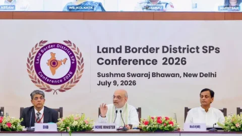 ભારતને ઘૂસણખોરી-મુક્ત બનાવવાની અમિત શાહની 4-સૂત્રીય યોજના: 'સ્માર્ટ બોર્ડર' શું છે?