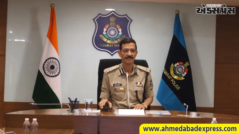 રથયાત્રાની સુરક્ષા વ્યવસ્થા: DGP જ્ઞાનેન્દ્રસિંહ મલિકે પોલીસ અધિકારીઓ સાથે કરી સમીક્ષા.