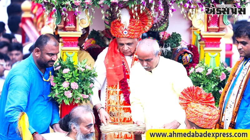 અમદાવાદમાં ૧૪૯મી રથયાત્રા: મુખ્યમંત્રી ભૂપેન્દ્ર પટેલે પહિંદ વિધિ કરી જગન્નાથજીના રથને નગરચર્યાએ રવાના કર્યો