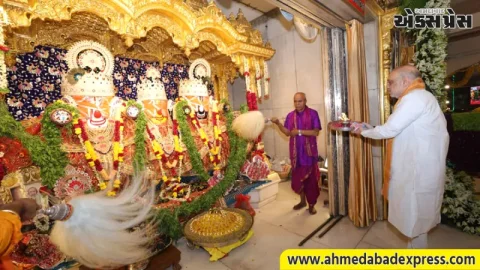અમદાવાદ રથયાત્રા ૨૦૨૬: કેન્દ્રીય ગૃહમંત્રી અમિત શાહે કરી મંગળા આરતી, ભગવાન જગન્નાથજીના આશીર્વાદ લીધા