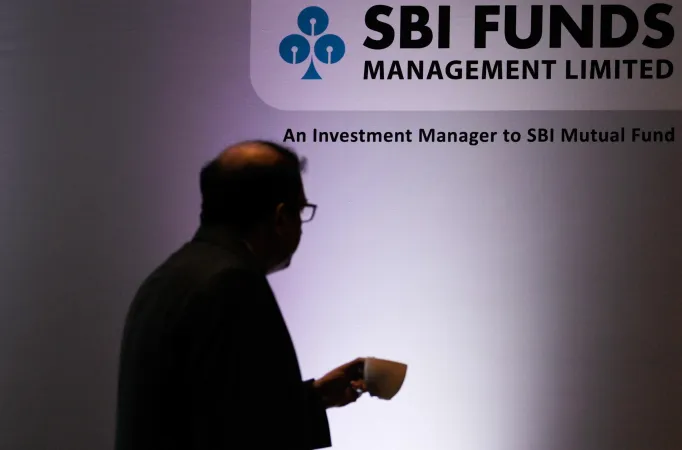 SBI ફંડ મેનેજમેન્ટ : સંસ્થાકીય રોકાણકારોના ભારે ઉત્સાહથી ₹2.97 ટ્રિલિયનના બિડ, ભારતના બજારમાં નવી આશા